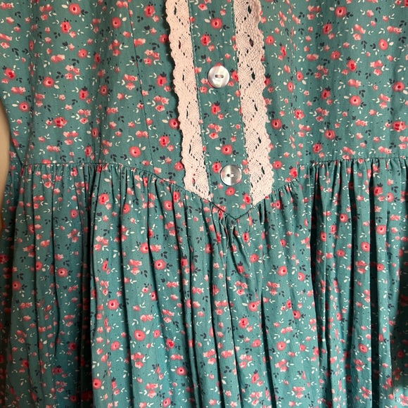🙈SOLD🙈Vintage Handmade Corset Back Prairie Dress - Picture 5 of 6